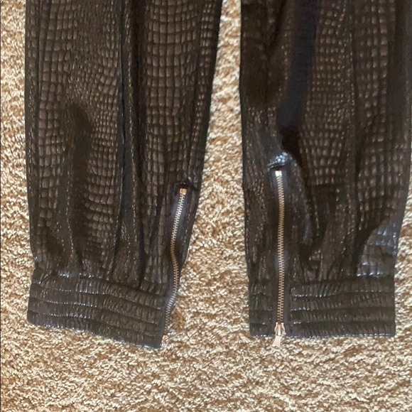 Blanknyc - Picture 3 of 4